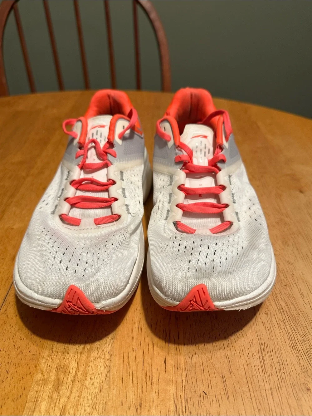 Altra Vanish Tempo Shoes Womens Size 7 White Coral Running Sneakers ALOA7R7F161